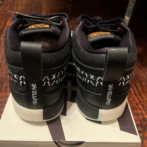 PRICE CUT!! New in Box! Nike Book 1 Halloween Black Men GLOW IN DARK FJ4249-003 - Picture 4 of 7